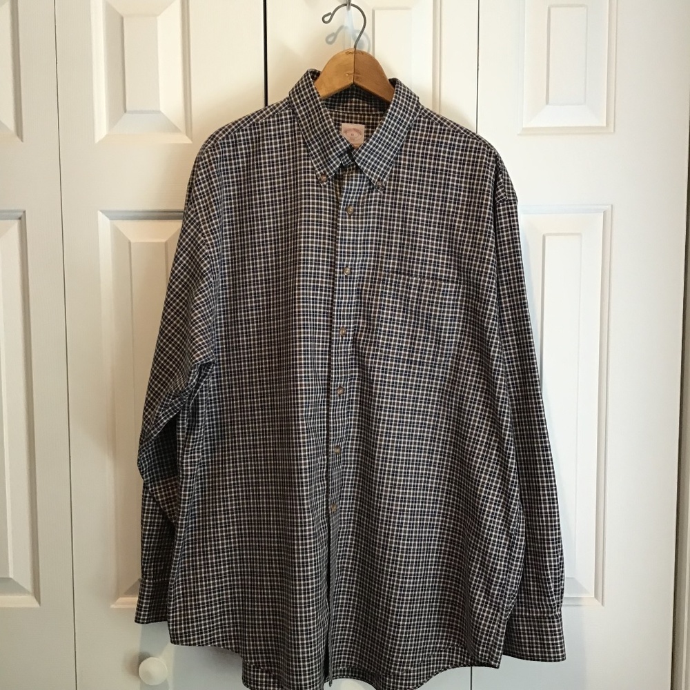 Brooks Brothers mens button down  shirt